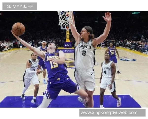 小迈克尔波特独揽28分无奈空砍全队最高表现难救球队失利