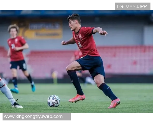 卡姆托马斯专注比赛不惧合同问题坚定信念全力以赴打好每一场比赛 卡姆托马斯专注比赛不惧合同问题坚定信念全力以赴打好每一场比赛